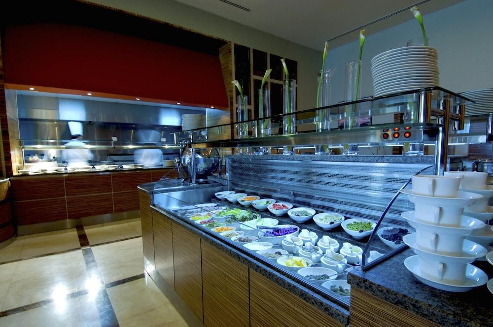 Hilton Garden Olaya Hotel Riyadh