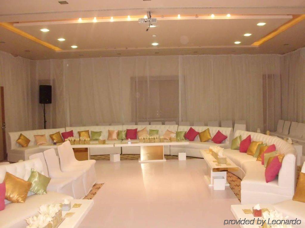 Hilton Garden Olaya 3*