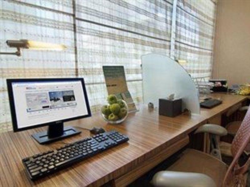 Hilton Garden Olaya 3* Riyadh
