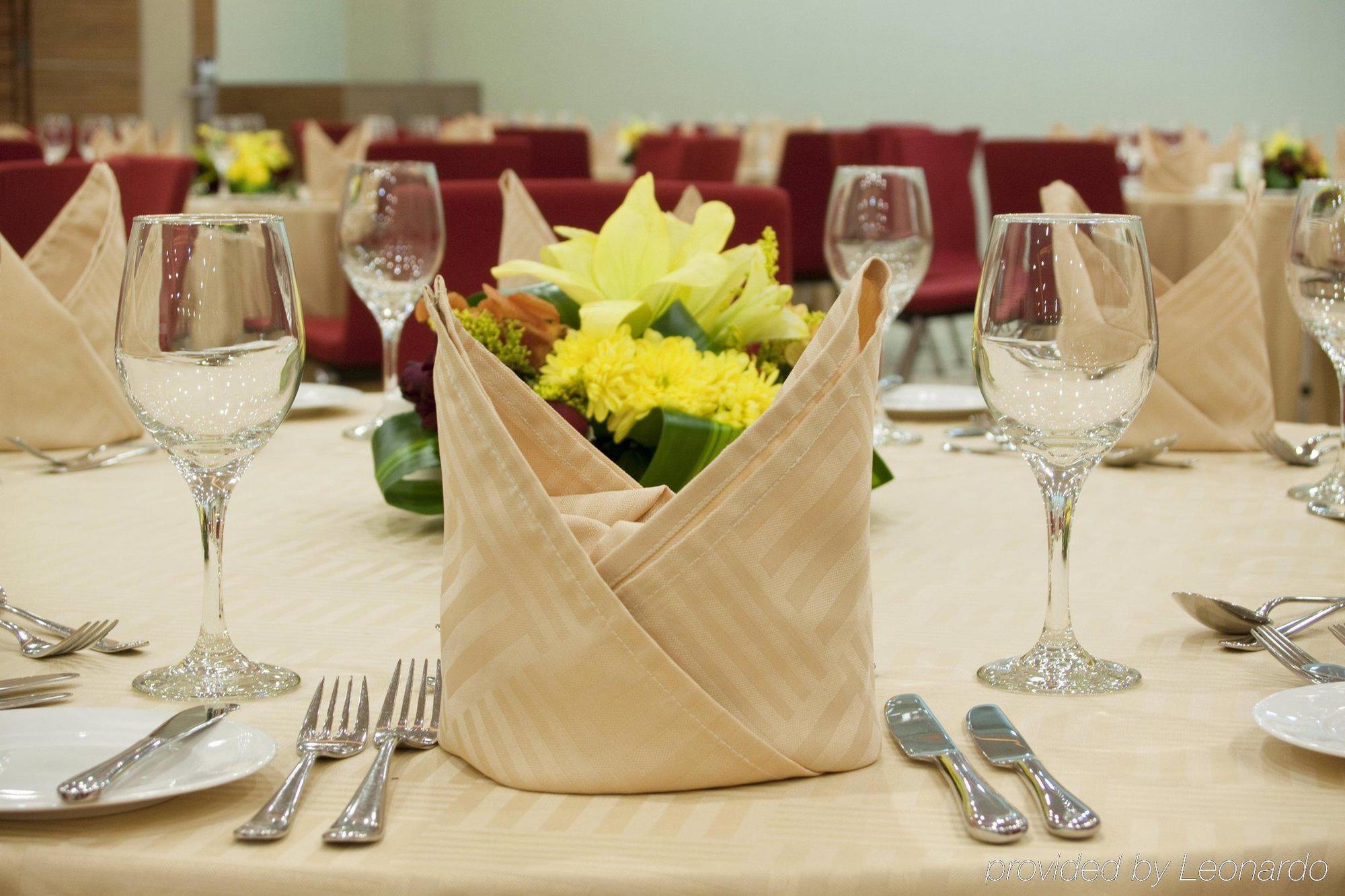 Hilton Garden Olaya Hotel 3*