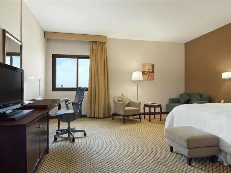 Hilton Garden Olaya 3* Riyadh