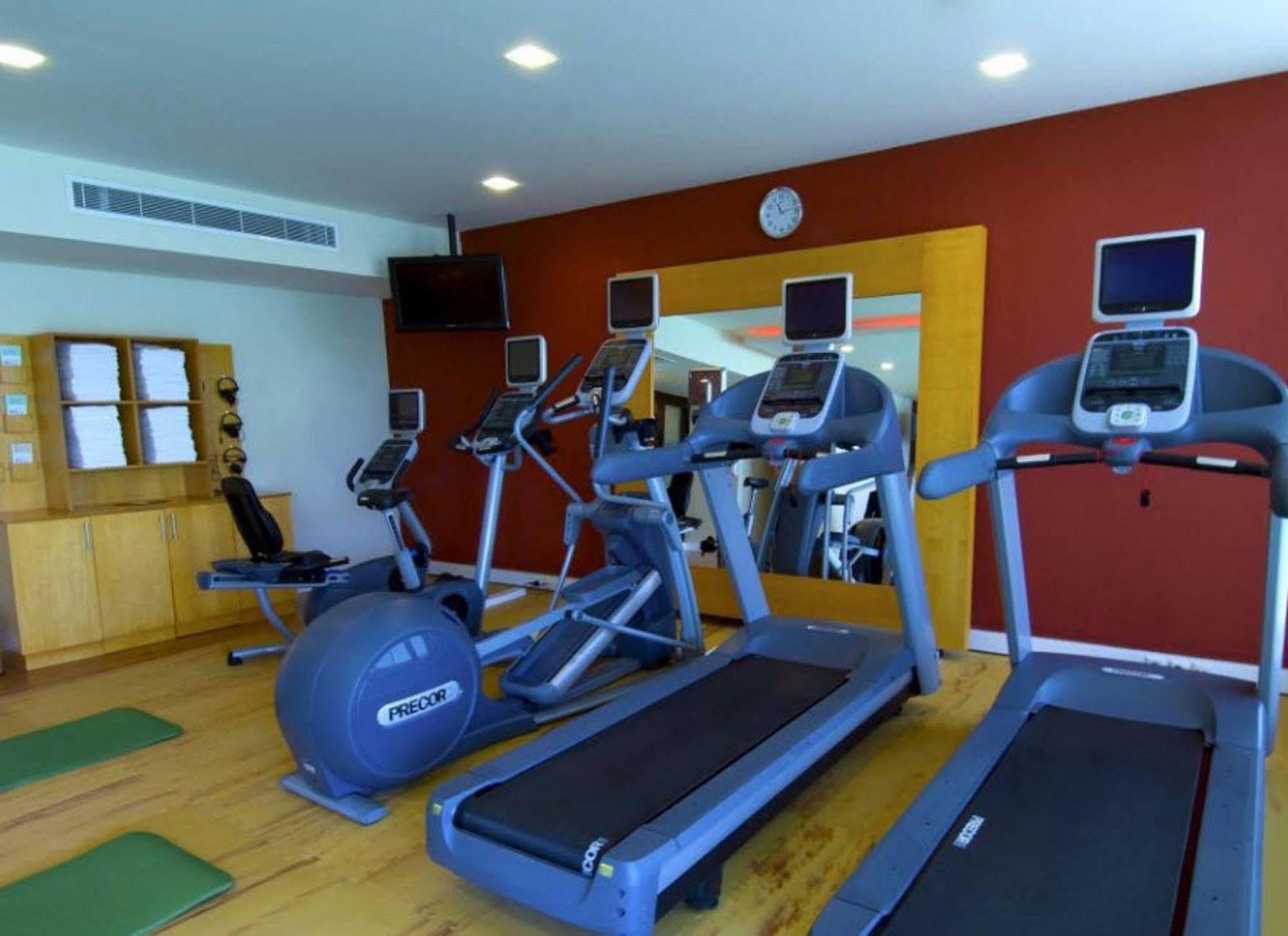 Hilton Garden Olaya Hotel 3*